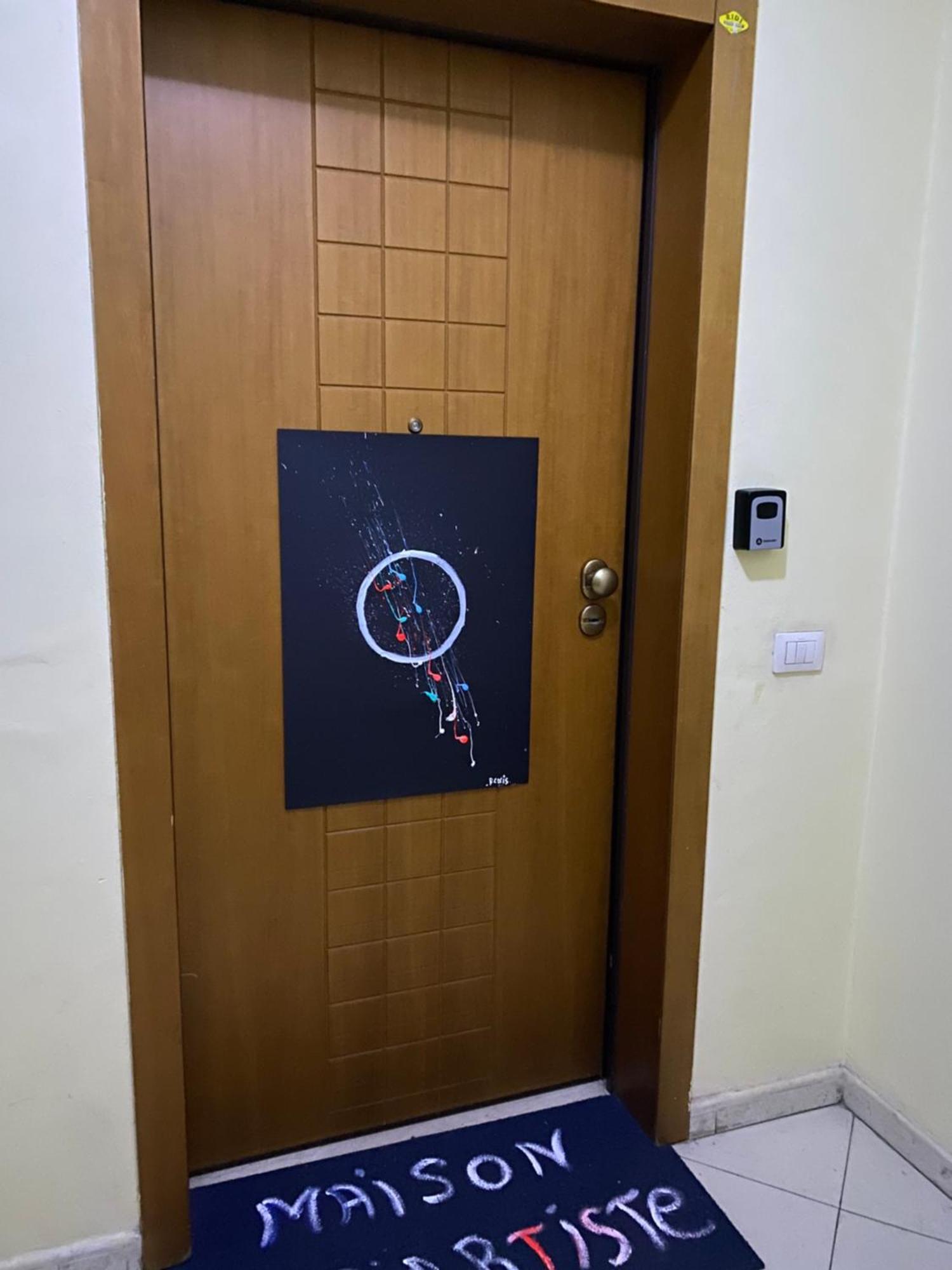 Maison D'artiste Hostel *